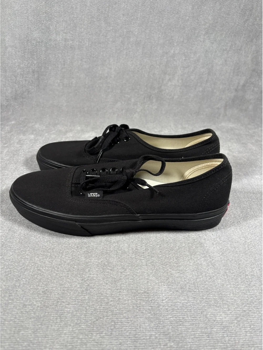 Vans Authentic Black Low Top Shoes Mens 8.5 Womens 10 Canvas Skate Sneaker